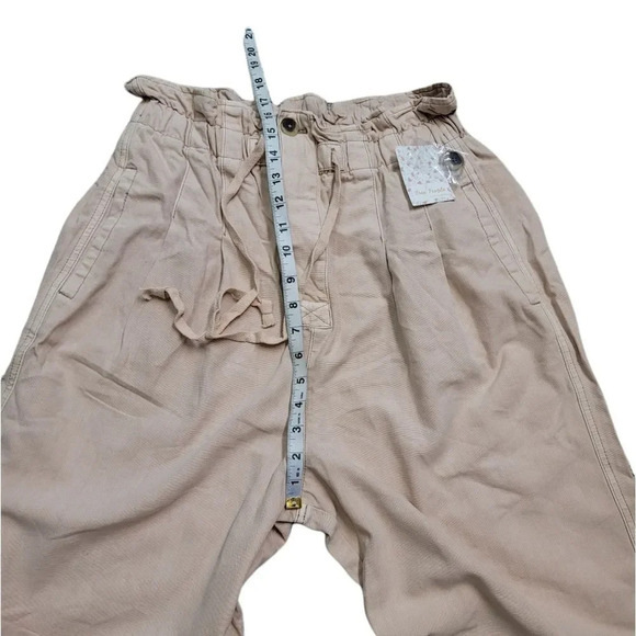 Free People Margate Pleated Trousers in Misty Rose - Picture 9 of 11